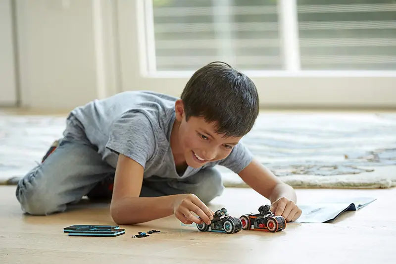 LEGO Ideas 21314 TRON Legacy kaufen – Light Cycles & Minifiguren - 5