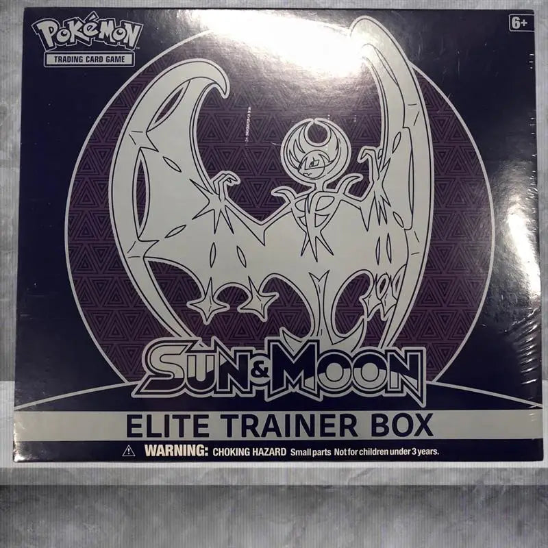 Pokémon Lunala TCG Sun & Moon Elite Trainer Box English - 2